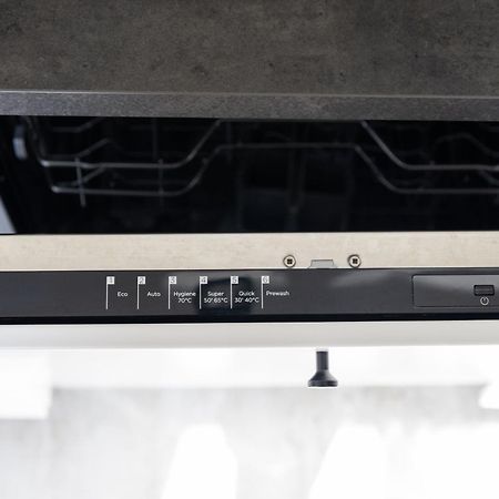 Vaz Apartments Essen, Kueche, Wlan, Tv, Netflix, Ca 15 Min Messe U Hbf Buitenkant foto