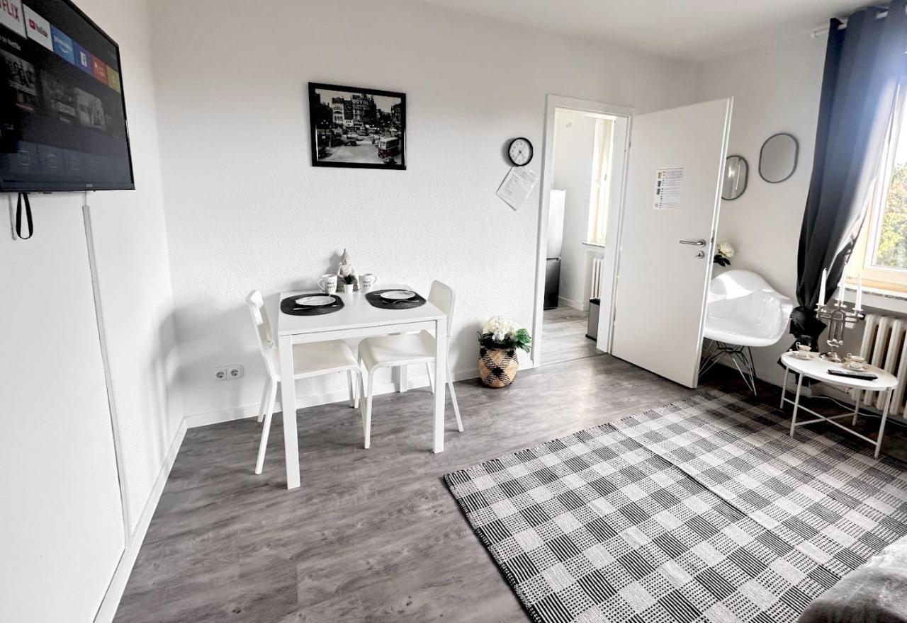 Vaz Apartments Essen, Kueche, Wlan, Tv, Netflix, Ca 15 Min Messe U Hbf Buitenkant foto