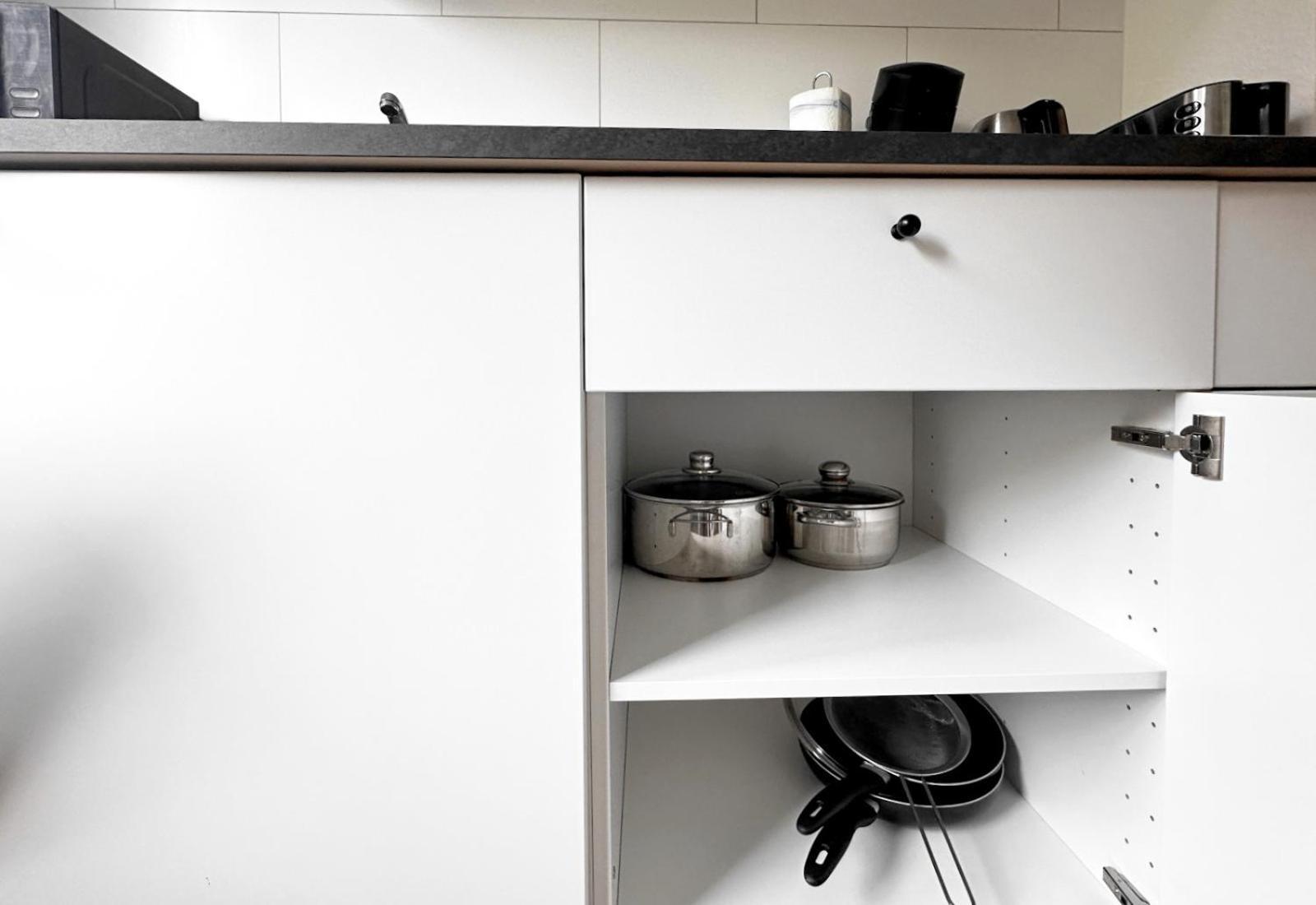 Vaz Apartments Essen, Kueche, Wlan, Tv, Netflix, Ca 15 Min Messe U Hbf Buitenkant foto