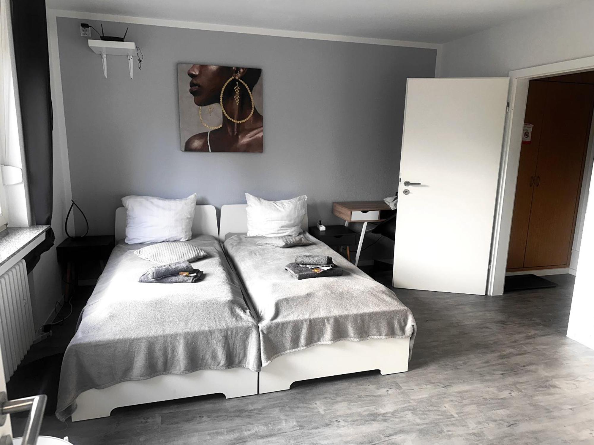 Vaz Apartments Essen, Kueche, Wlan, Tv, Netflix, Ca 15 Min Messe U Hbf Buitenkant foto