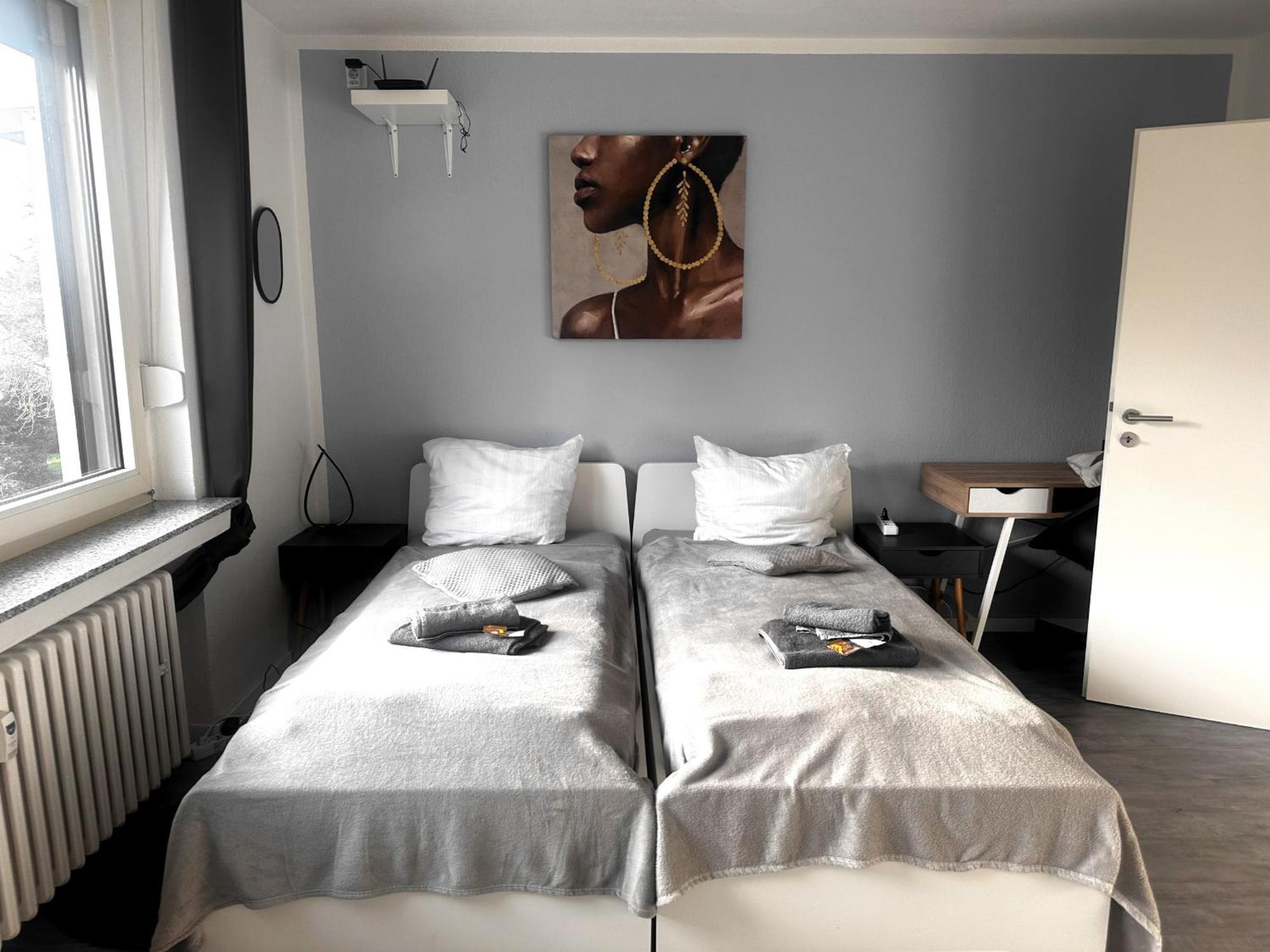 Vaz Apartments Essen, Kueche, Wlan, Tv, Netflix, Ca 15 Min Messe U Hbf Buitenkant foto