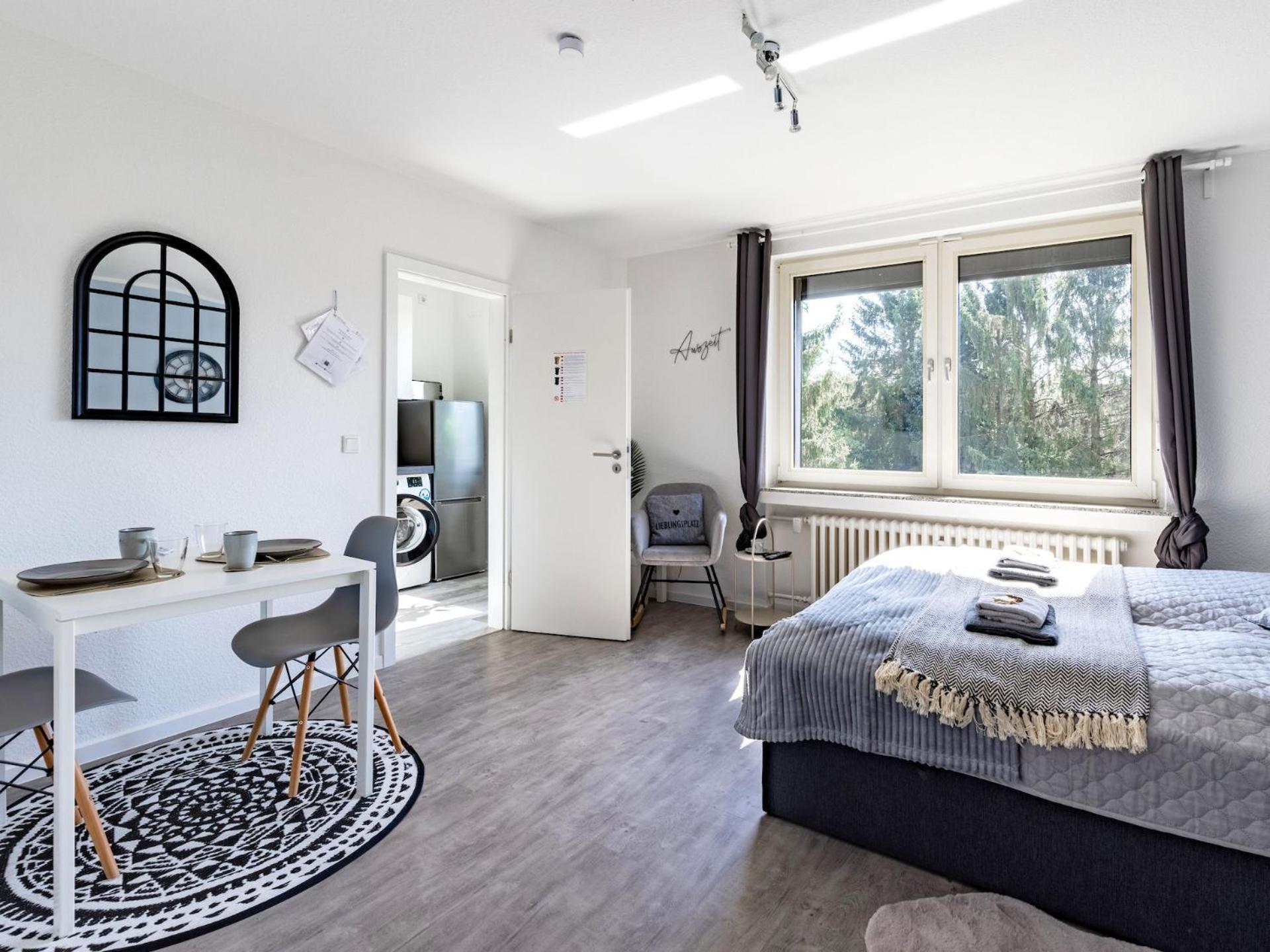 Vaz Apartments Essen, Kueche, Wlan, Tv, Netflix, Ca 15 Min Messe U Hbf Buitenkant foto