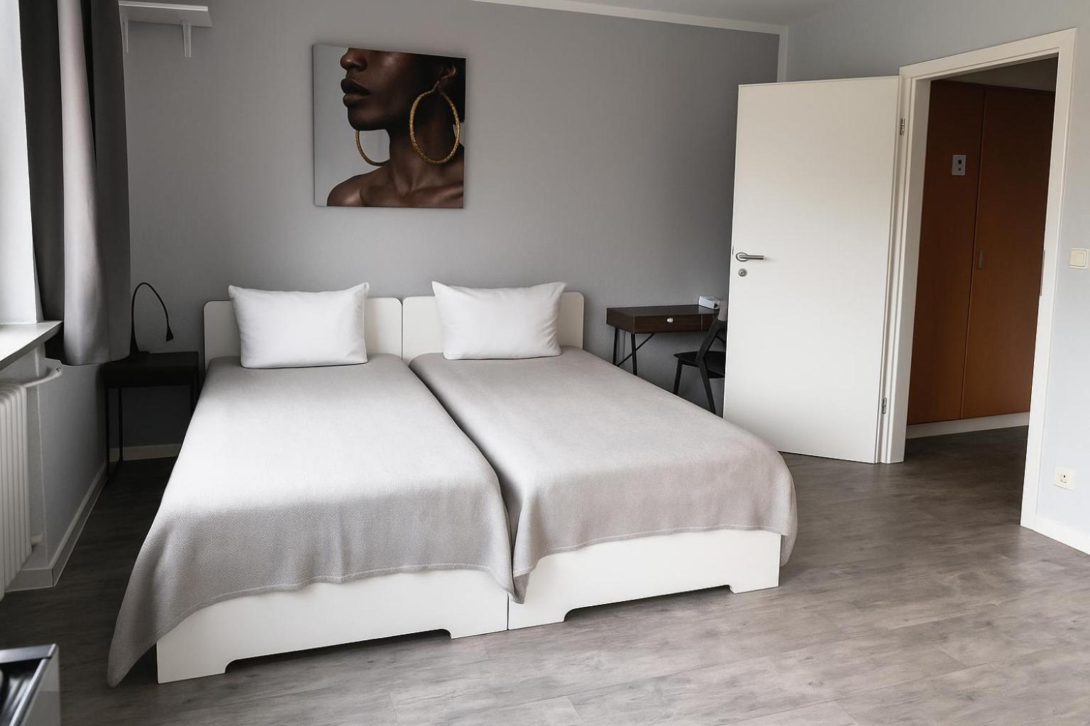Vaz Apartments Essen, Kueche, Wlan, Tv, Netflix, Ca 15 Min Messe U Hbf Buitenkant foto